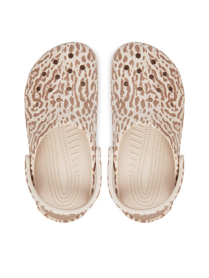 Crocs Classic Clog Almond Tint – pair view
